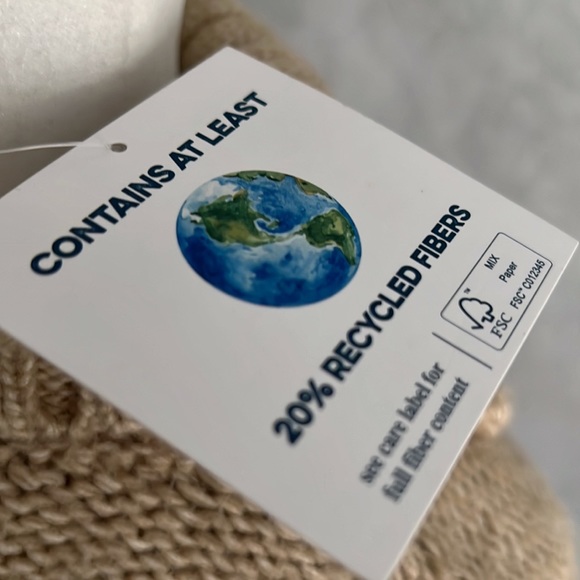 Cupcakes & Cashmere very soft turtleneck Long sleeve Sweater. Size M, NWT - Picture 5 of 8